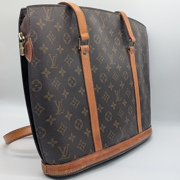 Louis Vuitton Monogram Canvas Hudson Tote - Picture 3 of 16